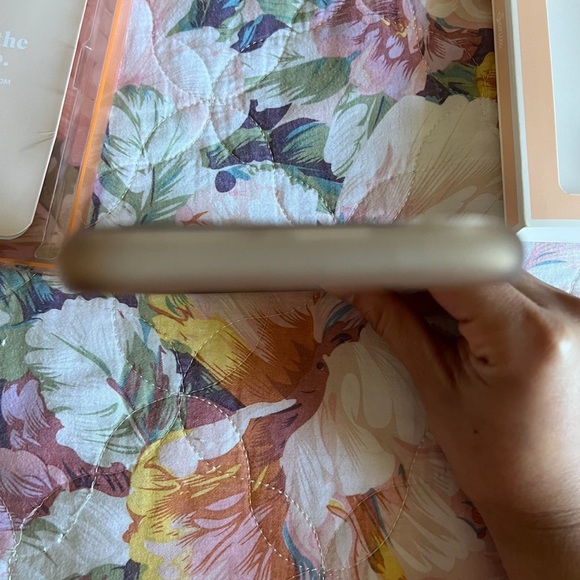 Sonix Ditsy Daisy iPhone XS MAX Case - Picture 6 of 10